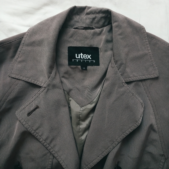 DONATED! Oversized Trench Coat - Picture 7 of 8